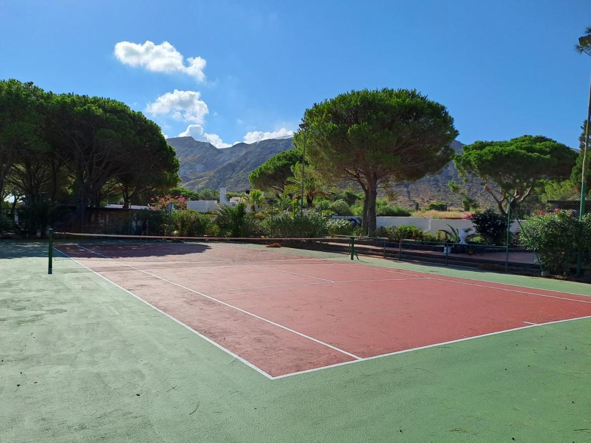 Villa Saracina Vulcano  Buitenkant foto