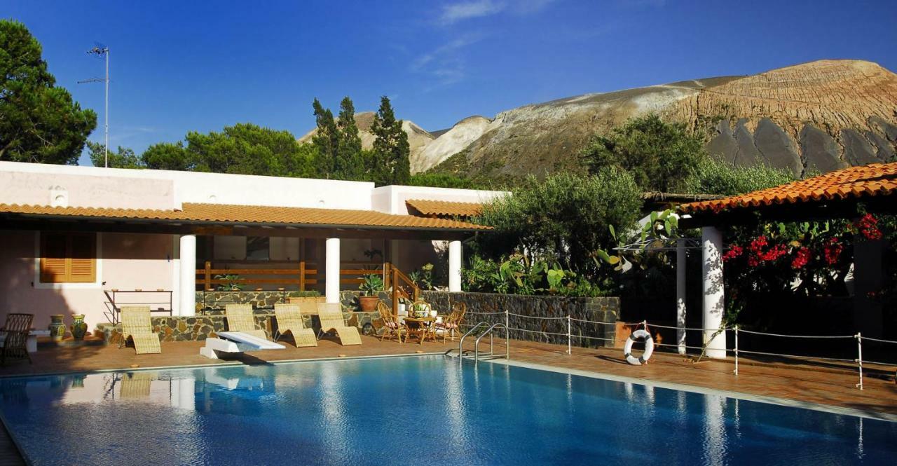 Villa Saracina Vulcano  Buitenkant foto
