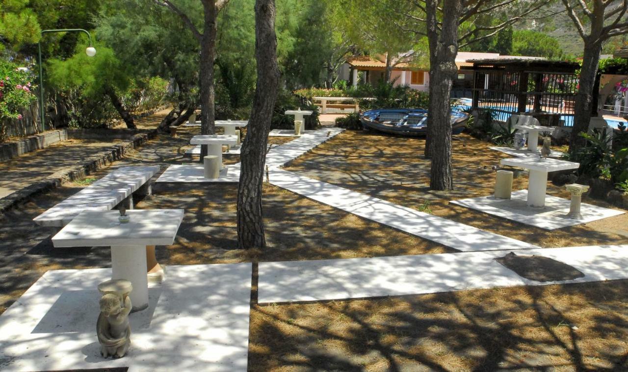 Villa Saracina Vulcano  Buitenkant foto
