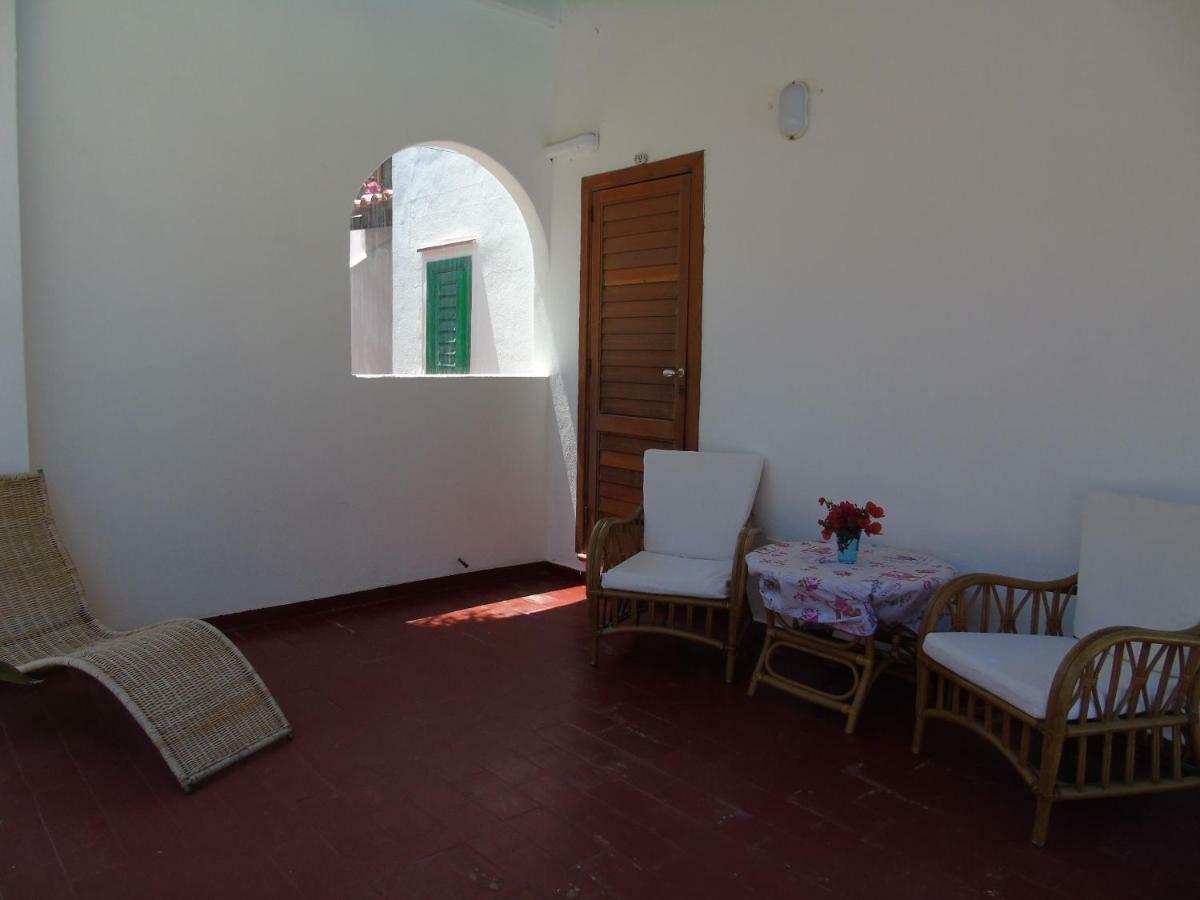 Villa Saracina Vulcano  Buitenkant foto
